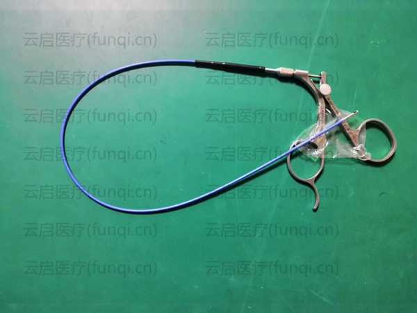 WOLF 827.17軟鉗內(nèi)部堵塞，鉗頭打不開(kāi).jpg