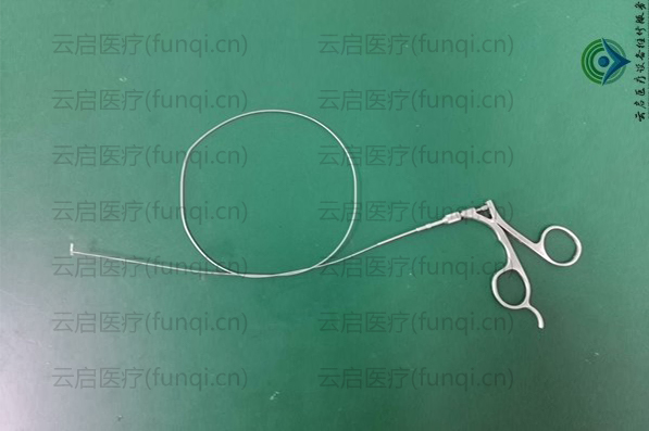 R.WOIF 8083.001 腎鉗 外管斷，無法焊接 600小 水印 1087.jpg