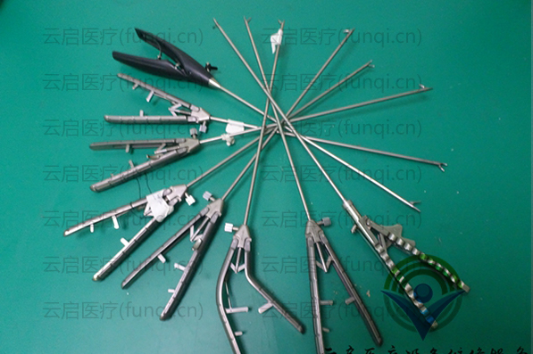 STORZ 261732 KC 持針器 管體變形，鉗頭有裂痕 600小 水印 1131.jpg